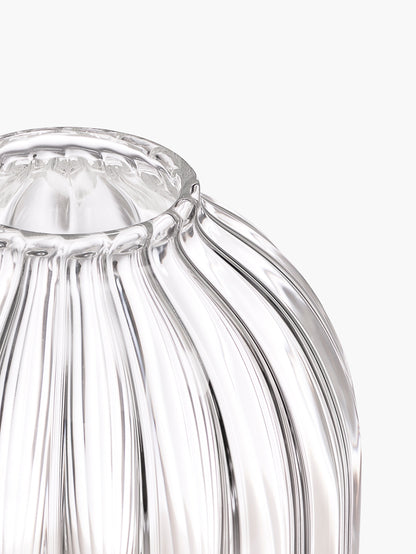 Ribbed candle holder - For small candles